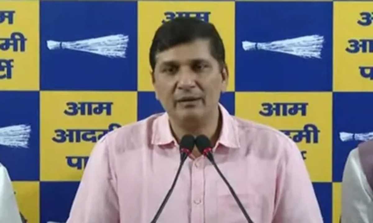 पार्षदों के इस्तीफे के पीछे भाजपा की साजिश : आम आदमी पार्टी पार्षदों के इस्तीफे के पीछे भाजपा की साजिश : आम आदमी पार्टी